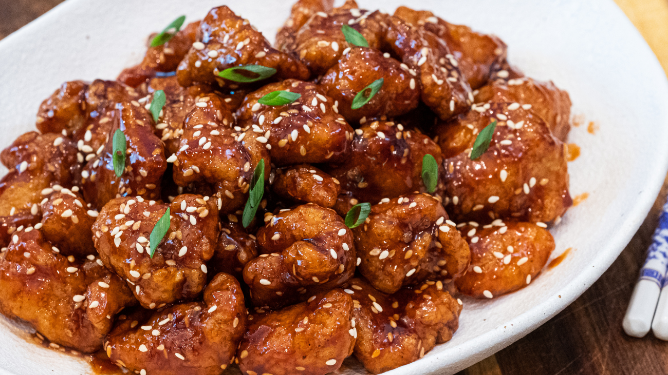 Image of Easy Sesame Chicken Recipe (芝麻鸡块)