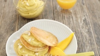Image of Vanilla Pancakes mit Mango-Mandel-Creme