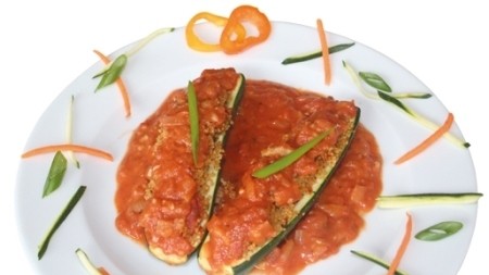 Image of Zucchini gefüllt mit Couscous mediterran