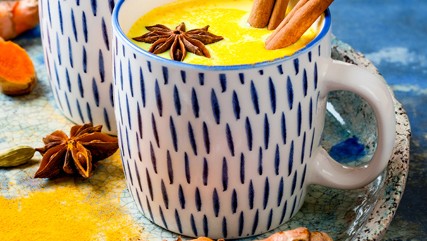 Image of Goldene Milch mit Curcuma und Ingwer