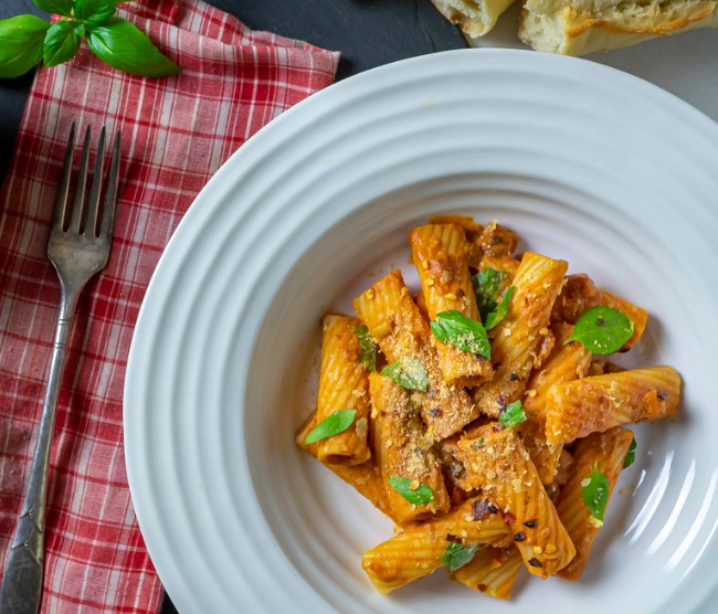 Image of Spicy Rigatoni Vodka with Creamy Basil Sauce