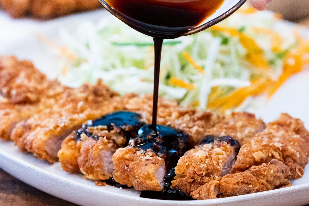 Crispy Breaded Pork Chop / Shanghai Style (上海炸猪排)