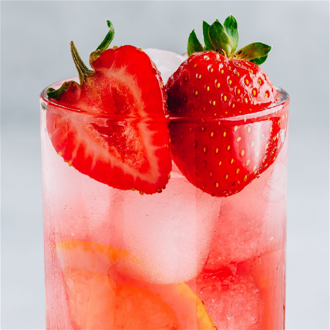 Image of Strawberry Lemonade Tea