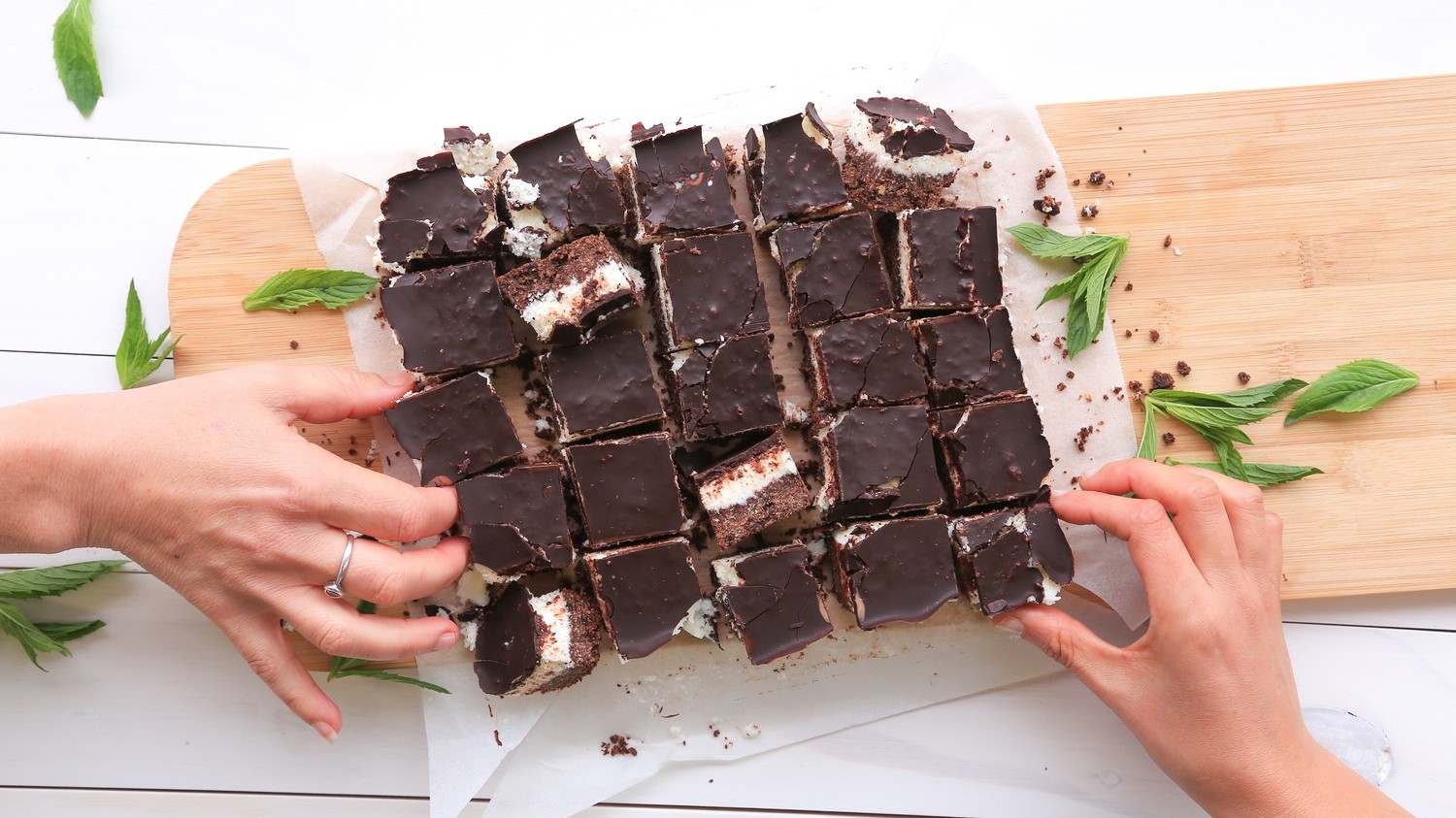 Image of Choc Mint Slice