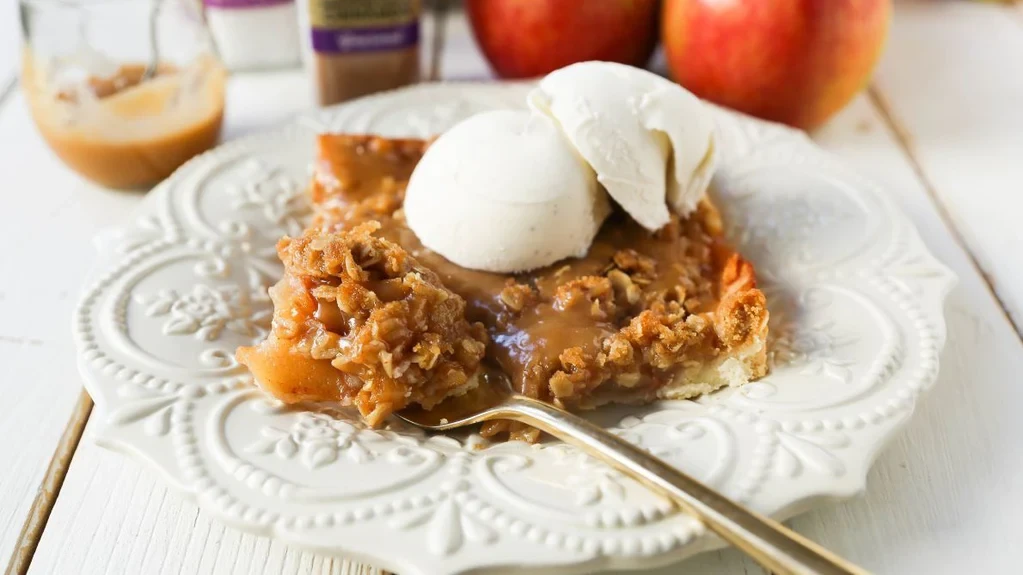 Image of Caramel Apple Slab Pie