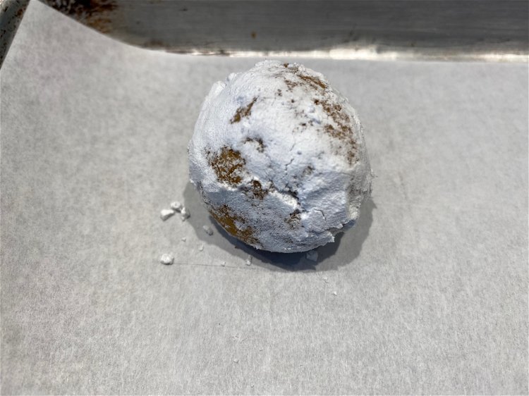 Image of Because the cookie dough is moist, the powdered sugar can...