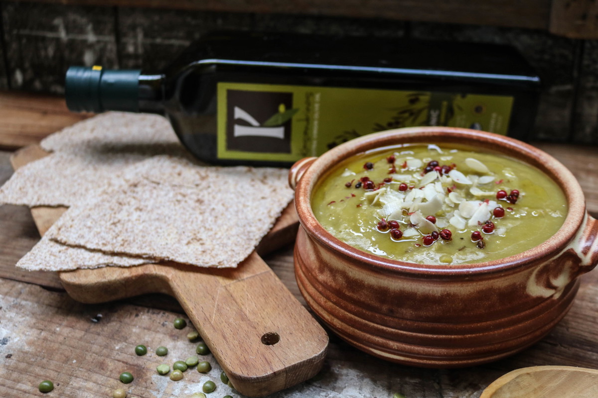 Recipe-29-Traditional Greek Fava Bean Puree with Olive Oil