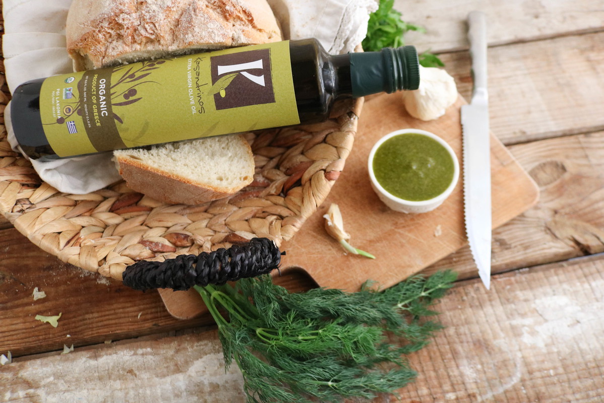 Recipe-105-Roasted Garlic and Herbs Dressing