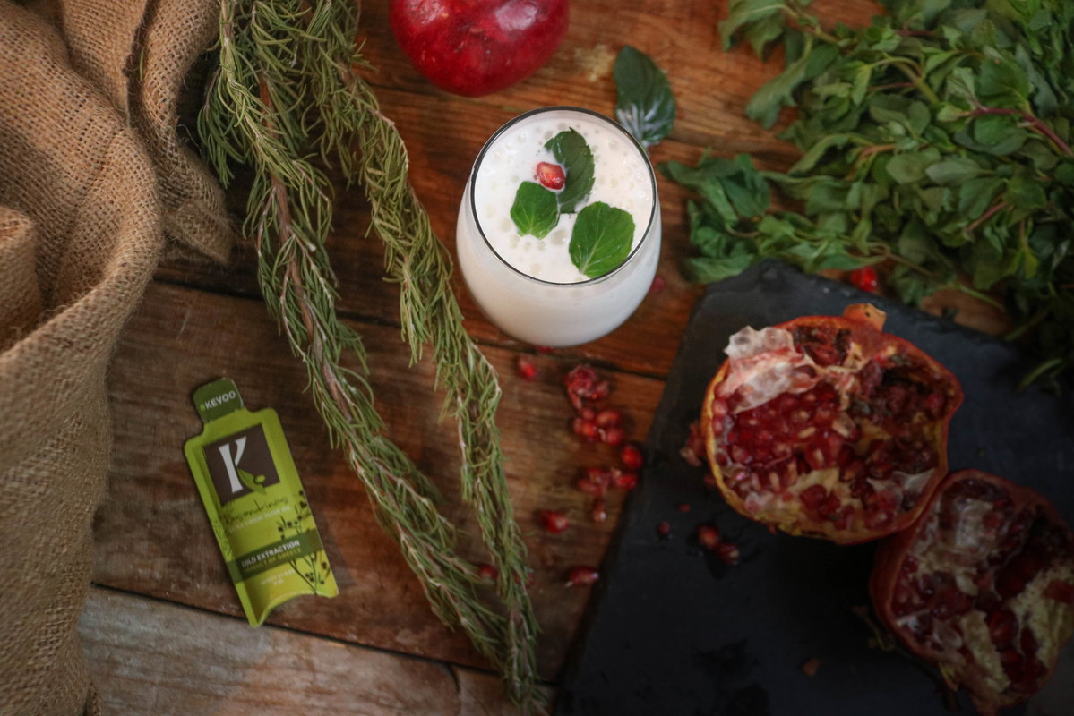 Recipe-152-White Christmas Olive Oil Cream Mojito