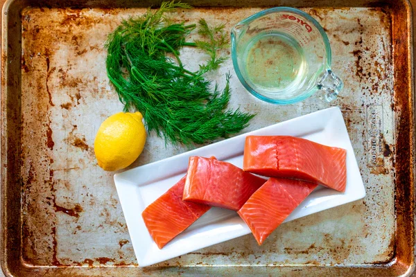 Lemon Dill Poached Salmon – Sizzlefish