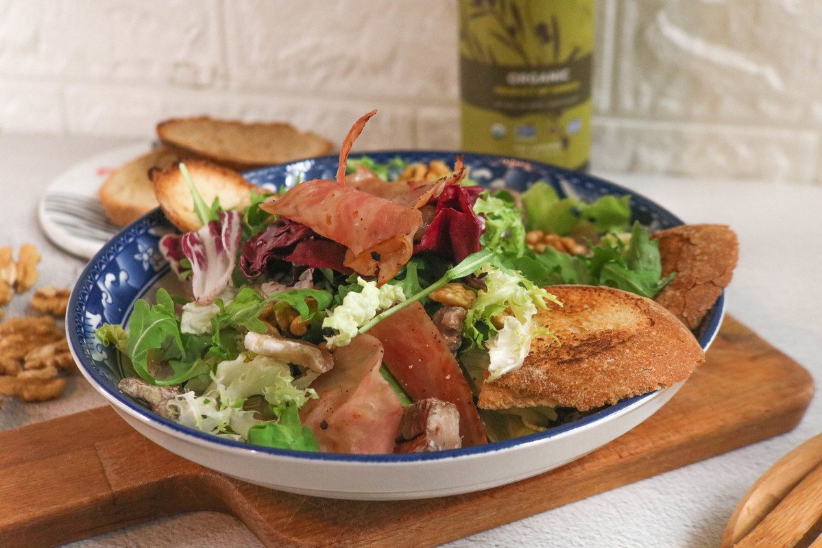 Recipe-171-Walnut Chestnut Pancetta Salad