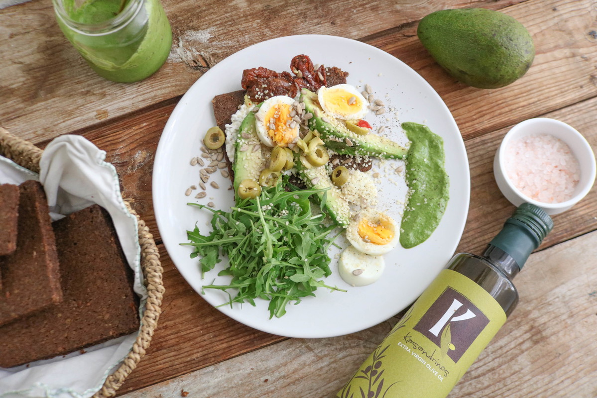 Recipe-172-Rye Bread with Avocado-Olive Oil Spread