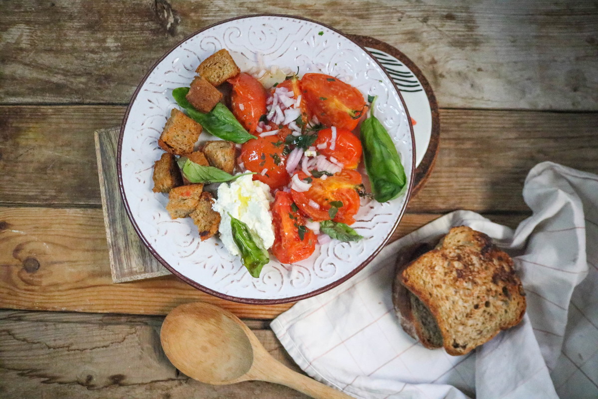 Recipe-192-EVOO Fried Bred Panzanella with Ricotta and Heirloom Tomatoes