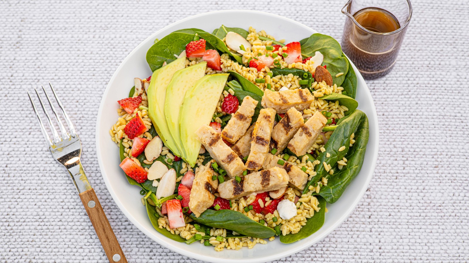 Image of Strawberry and Spinach “Chik'n” Salad