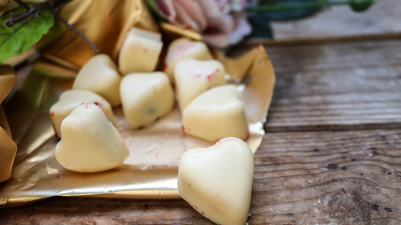 Image of Recipe-216-White Chocolates with Blueberries and Olive Oil