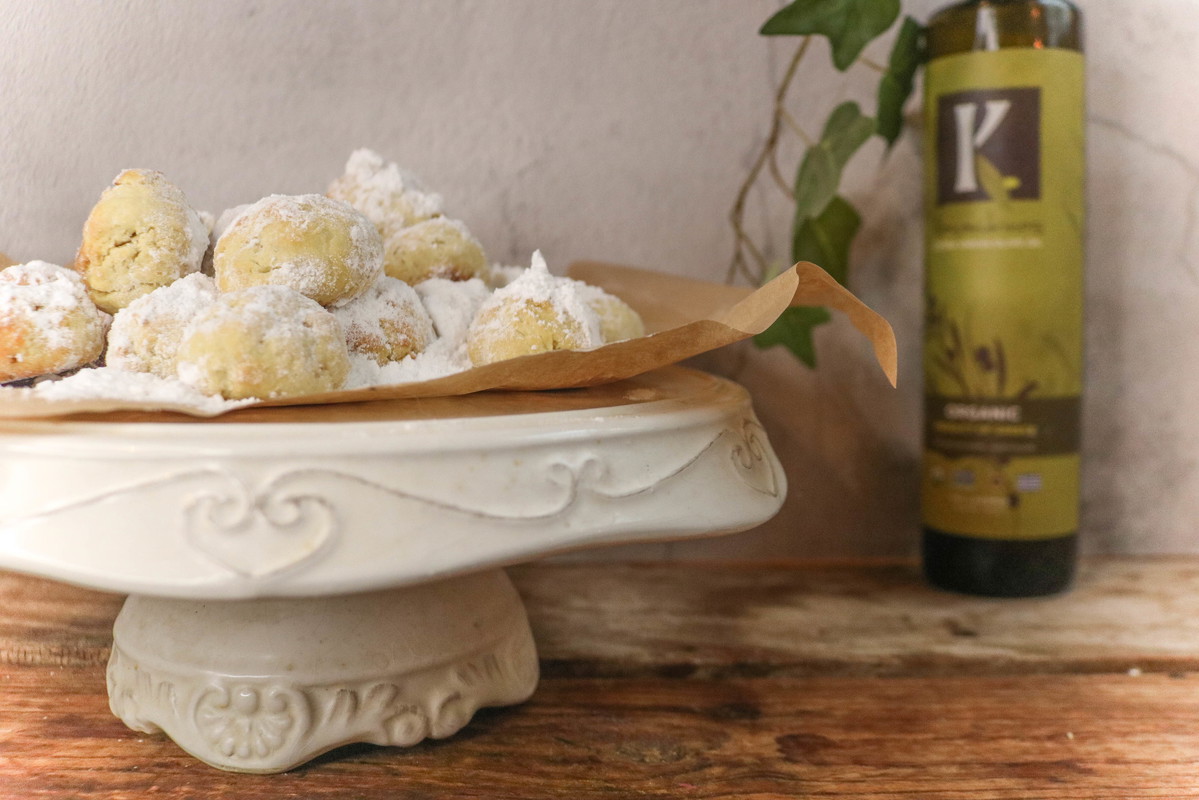 Recipe-251-Christmas Olive Oil Snowballs