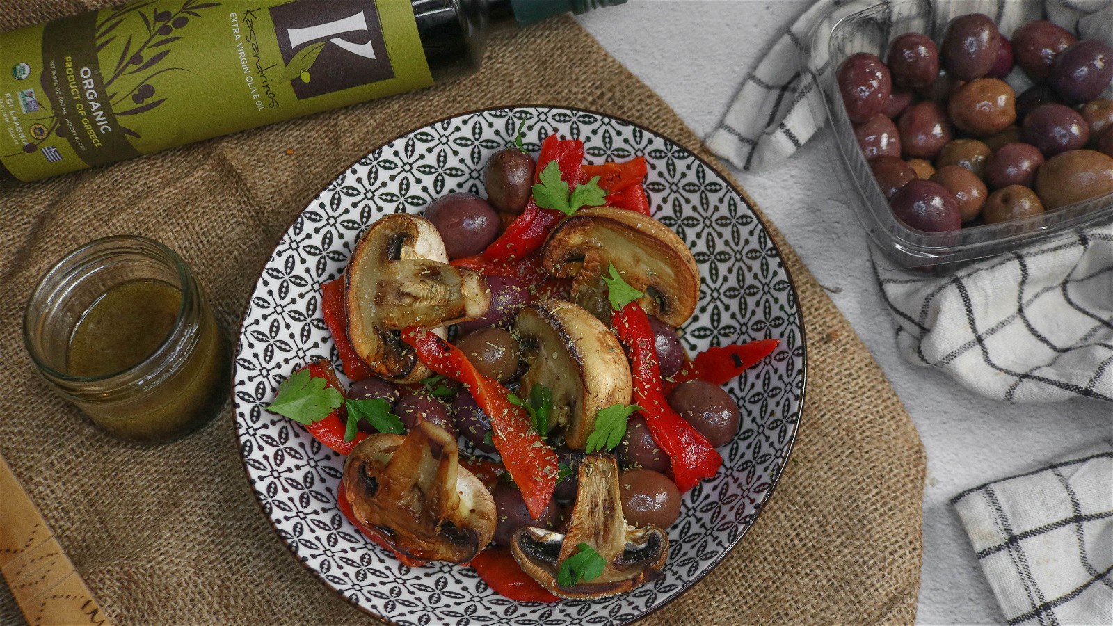 Image of Recipe-276-Mushroom Antipasto Salad