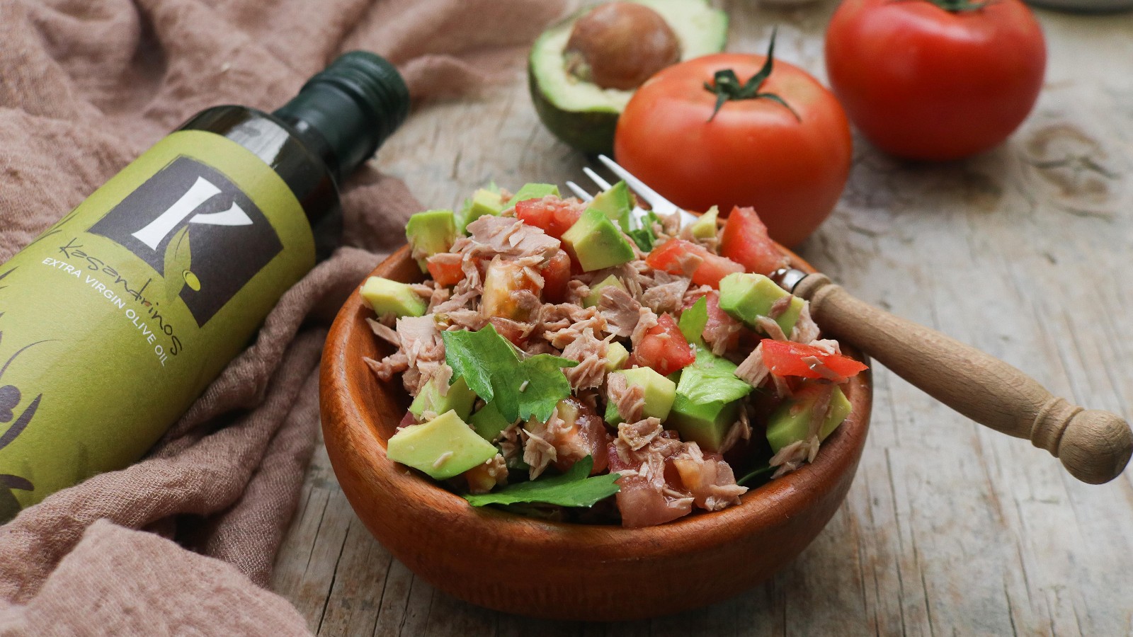 Image of Recipe-353-Avocado Tomato Tuna Salad