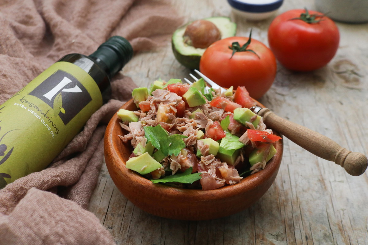Recipe-353-Avocado Tomato Tuna Salad