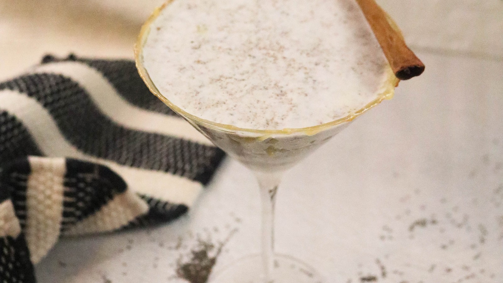 Image of Recipe-236-White Chocolate Evoo Martini