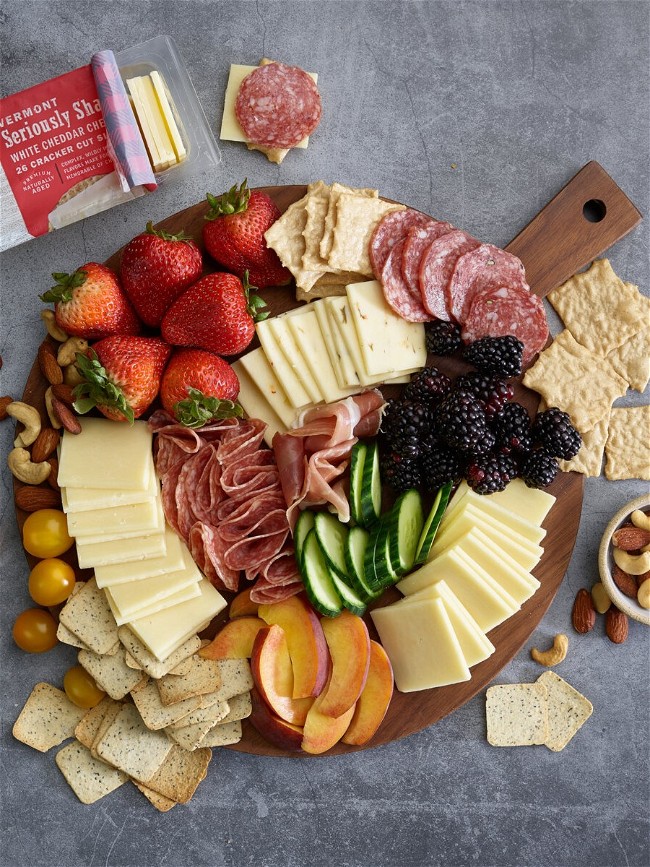 Image of Low-Carb Keto Cheese Board Recipe