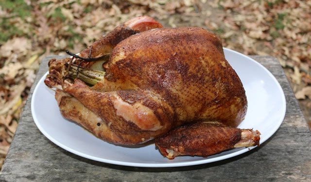 Image of The smoked turkey will stay piping hot for 3-4 hours...