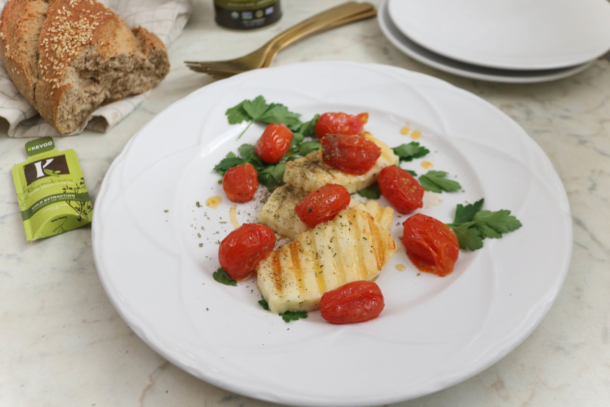 Recipe-148-Cherry Tomatoes with Grilled Halloumi Cheese