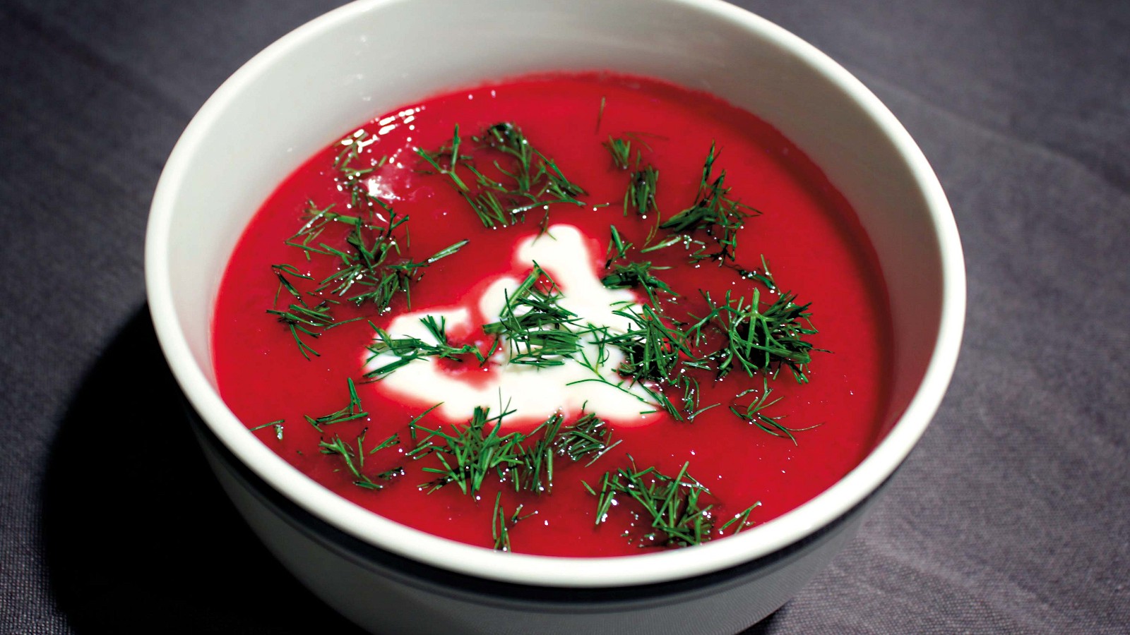 Image of Borschtsch – Russische Rote-Bete-Suppe