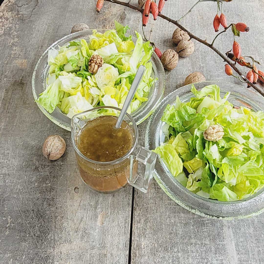 Wintersalat mit Quitten-Vanille-Dressing, herzhaft, würzig & fein