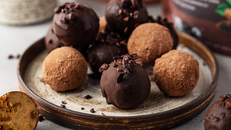 Image of Pumpkin Cake Balls Recipe