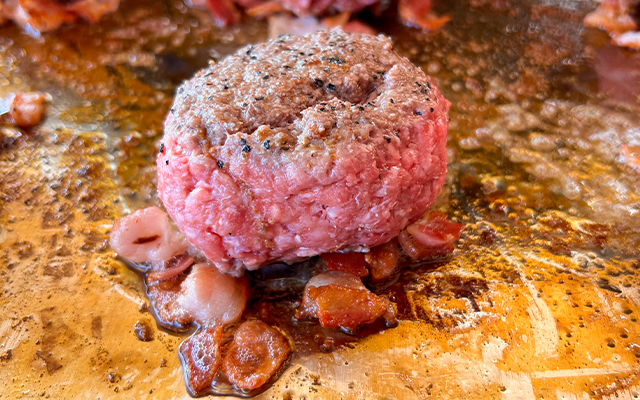 Bacon Blue Cheese Burger – HowToBBQRight