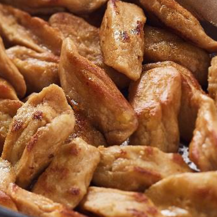 Image of Heat the vegetable oil in a frying pan and brown the drained SoDelishUs veggie piece for about 5 minutes.