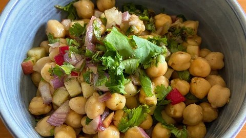Image of Chickpea and Apple Chaat