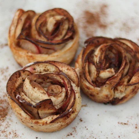 Image of Apple Rose