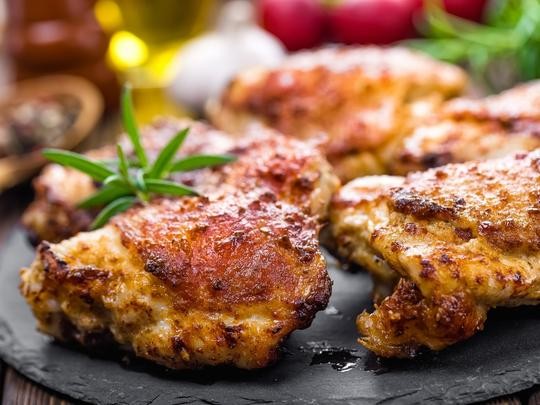Image of Cinnamon-Curry Chicken Thighs