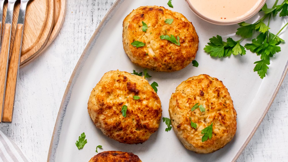 Image of Easy Air Fried Crab Cakes with Spicy Roasted Red Pepper Aioli