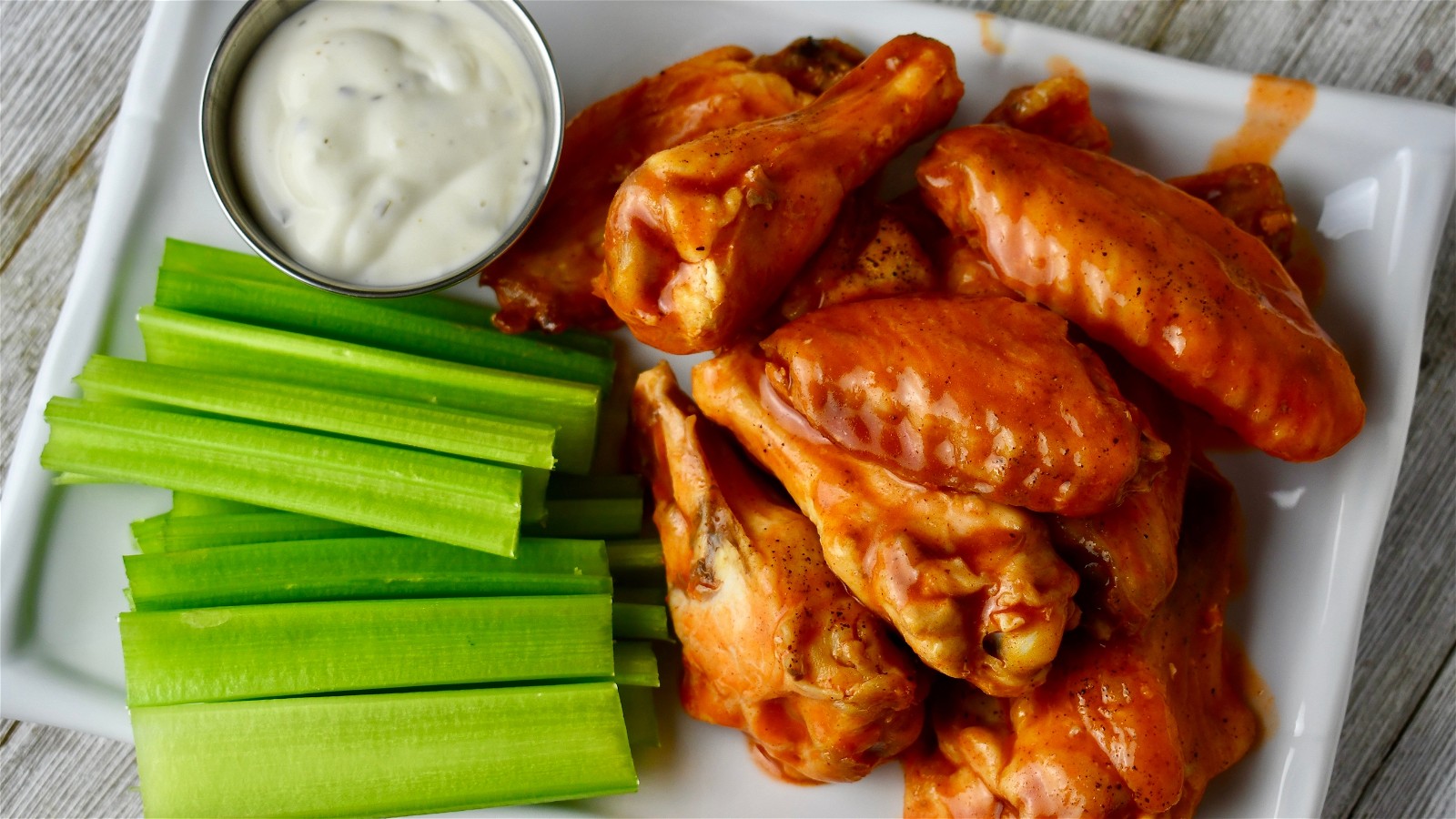 Image of Buffalo Wings with Ranch Dressing