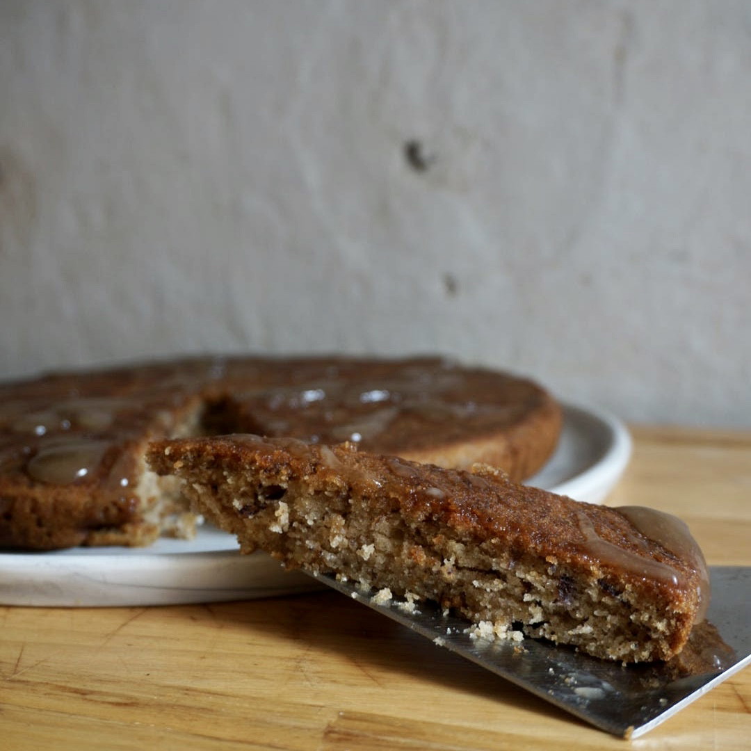 Banana Cake with Dulce de Leche