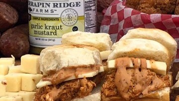 Image of Creamy Chipotle Pepper Chicken Sliders