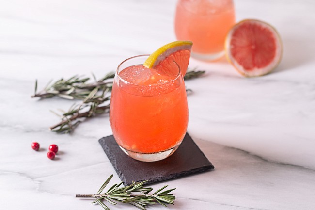 Image of Ginger and Cranberry Spritz