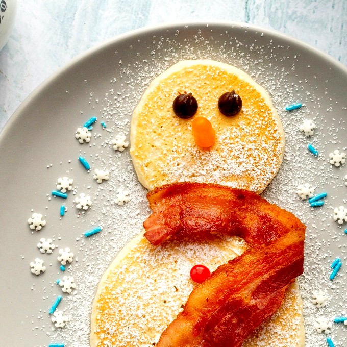 Turn Boring Pancakes Into FUN Art with This Pancake Art Kit (+ NO MESS!)