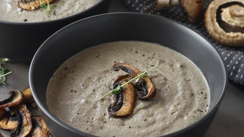 Image of 15 minute creamy mushroom blender soup (vegan paleo)