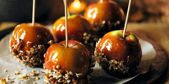 Image of Bonfire Night Toffee Apples Recipe