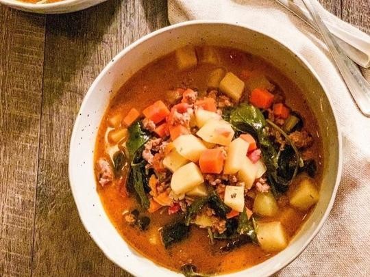 Image of Hearty Hamburger Soup