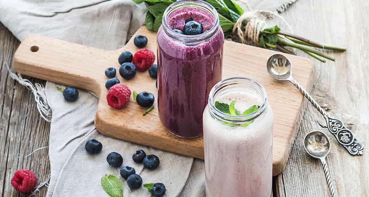 Raspberry Almond Smoothie With Bergamot