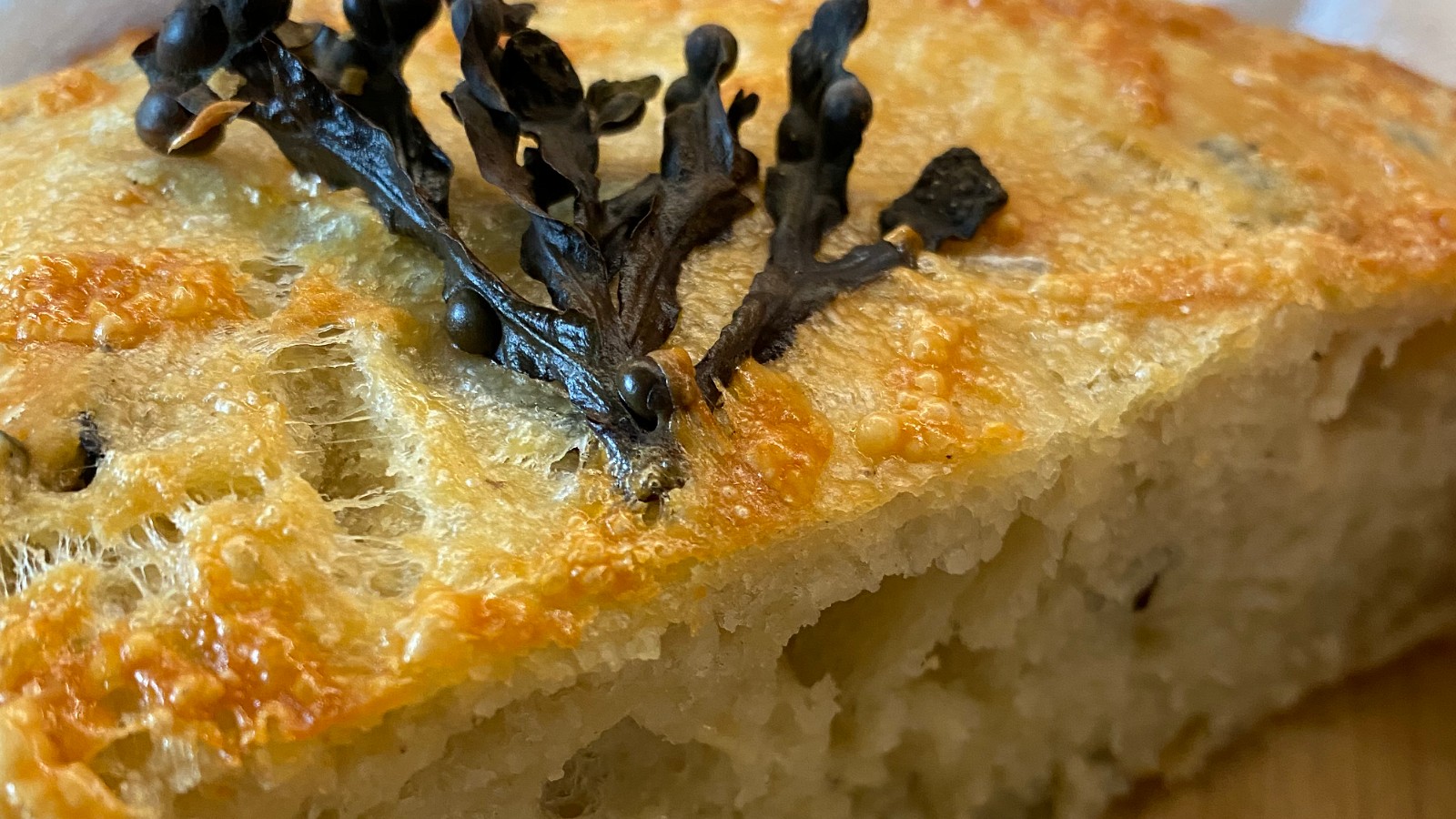 Image of Seaweed-Asiago Boule Bread with Bladderwrack Recipe 