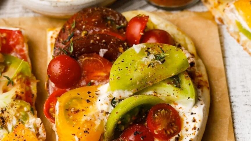 Image of Sumac Tomato Flatbread with Garlic Yogurt Spread