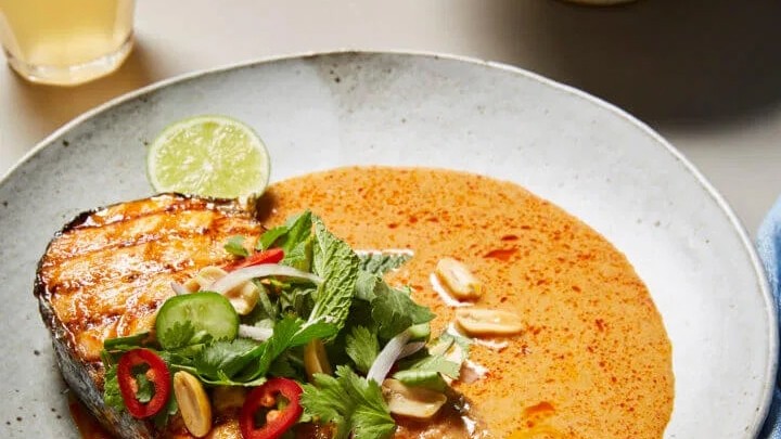 Image of Salmon Steaks with Red Curry Sauce