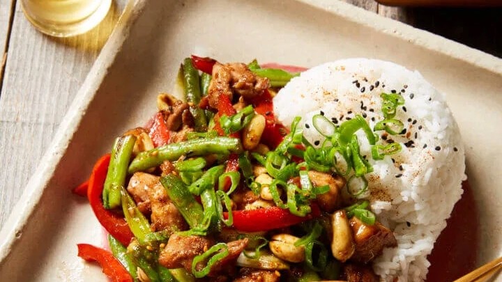 Image of Chicken, Green Beans, Red Bell Pepper and Peanut Stir-Fry