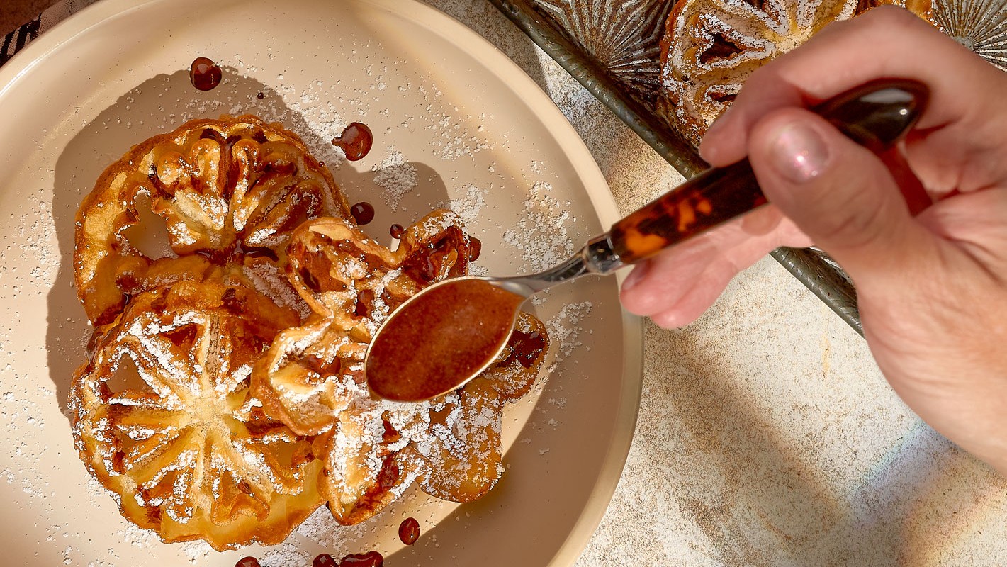 Image of Swedish Waffle Rosettes with Chai Apple Honey Caramel Topping
